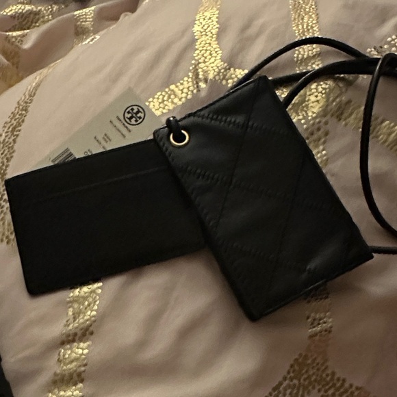 Tory Burch Black Quilted Card Holder Lanyard - Picture 7 of 7